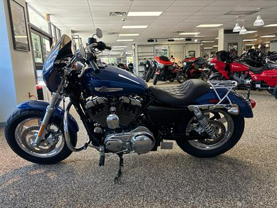 2016 Harley-Davidson 1200 Custom