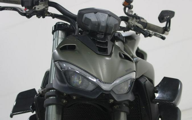 2023 Ducati Streetfighter V2 Storm Green V2