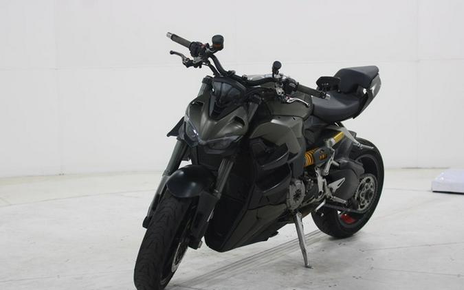 2023 Ducati Streetfighter V2 Storm Green V2