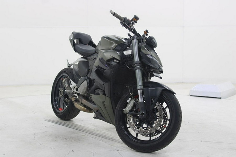 2023 Ducati Streetfighter V2 Storm Green V2