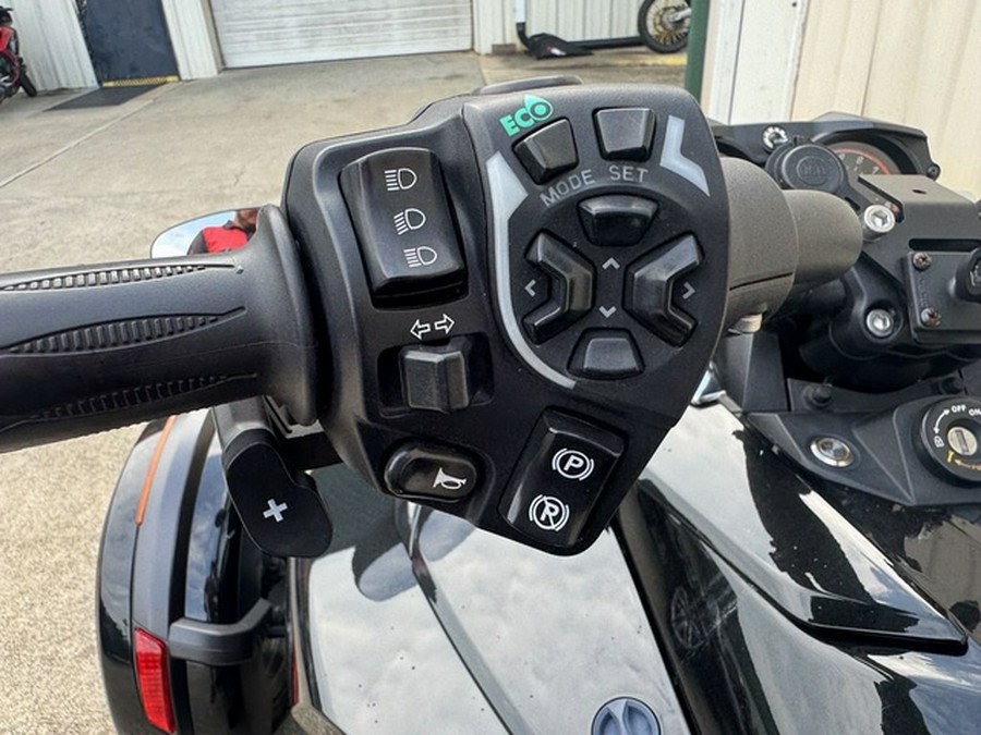 2015 Can-Am Spyder F3 S 6-Speed Semi-Automatic (SE6) Steel Black