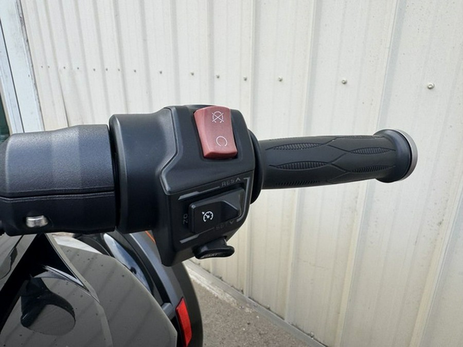 2015 Can-Am Spyder F3 S 6-Speed Semi-Automatic (SE6) Steel Black