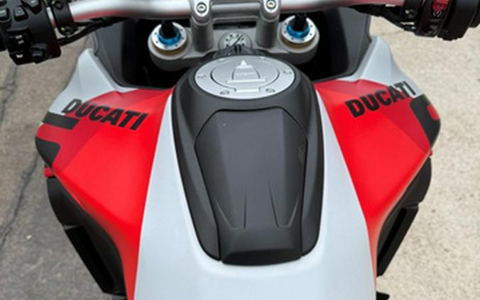 2025 Ducati Multistrada V4 RS
