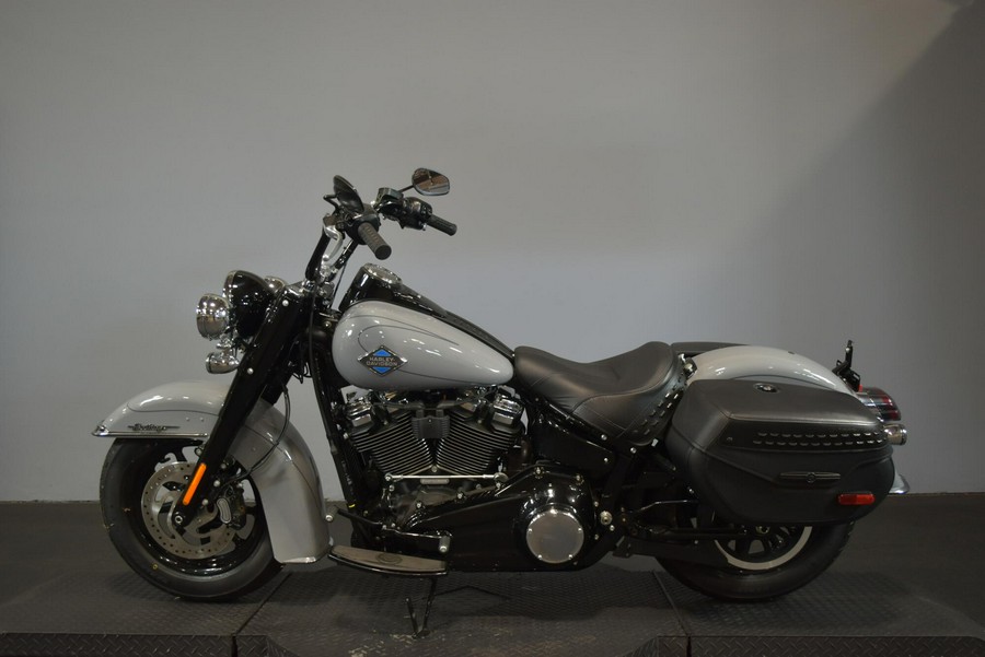 2026 Harley-Davidson Heritage Classic Dark Billiard Gray Black Cast Wheels