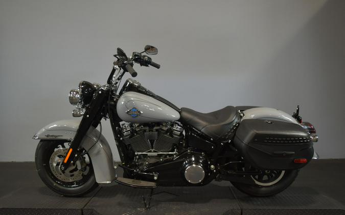 2026 Harley-Davidson Heritage Classic Dark Billiard Gray Black Cast Wheels