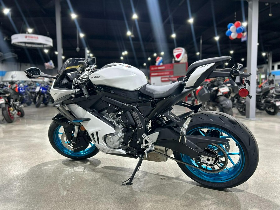 2025 CFMOTO 675SS