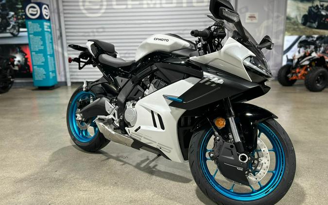 2025 CFMoto 675SS