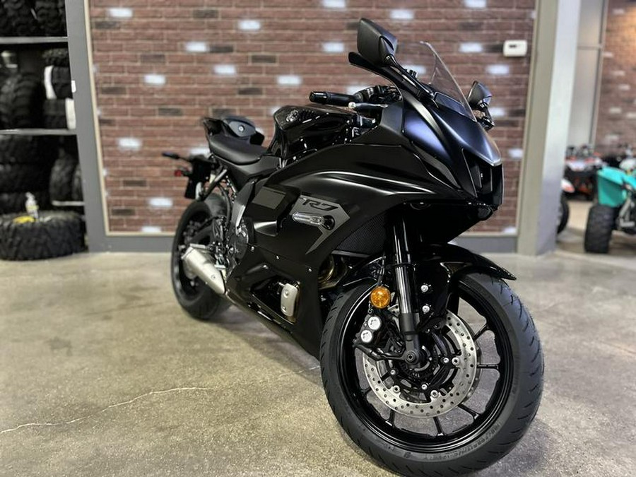 2025 Yamaha YZF-R7
