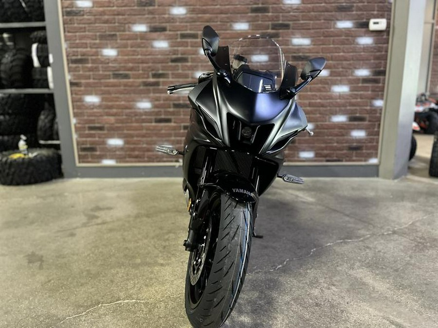 2025 Yamaha YZF-R7