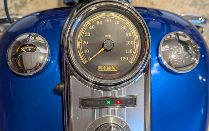 2009 Harley-Davidson® FLHRC - Road King® Classic