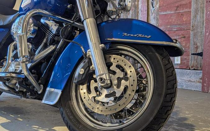 2009 Harley-Davidson® FLHRC - Road King® Classic