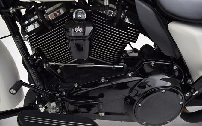 2018 Harley-Davidson FLHXS - Street Glide Special