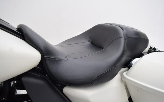 2018 Harley-Davidson FLHXS - Street Glide Special