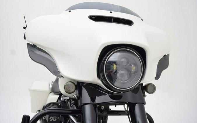 2018 Harley-Davidson FLHXS - Street Glide Special