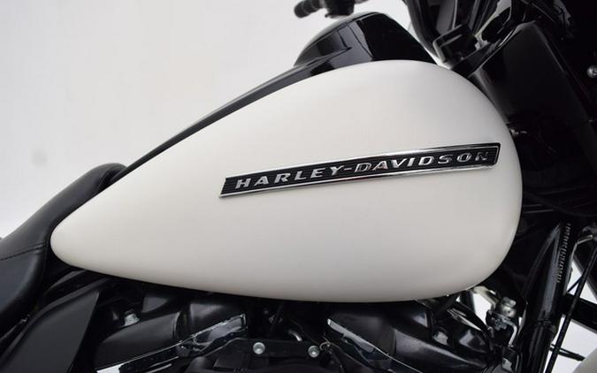 2018 Harley-Davidson FLHXS - Street Glide Special