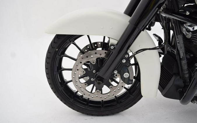 2018 Harley-Davidson FLHXS - Street Glide Special