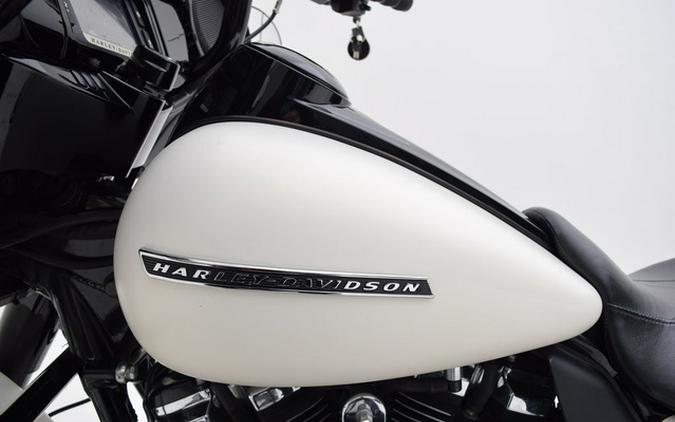2018 Harley-Davidson FLHXS - Street Glide Special