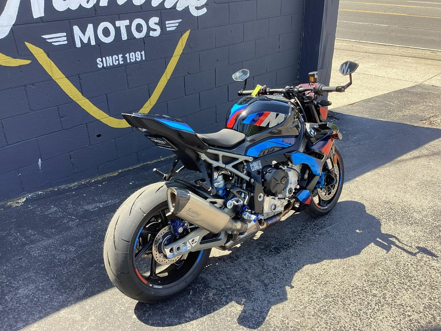 2025 BMW M 1000 R