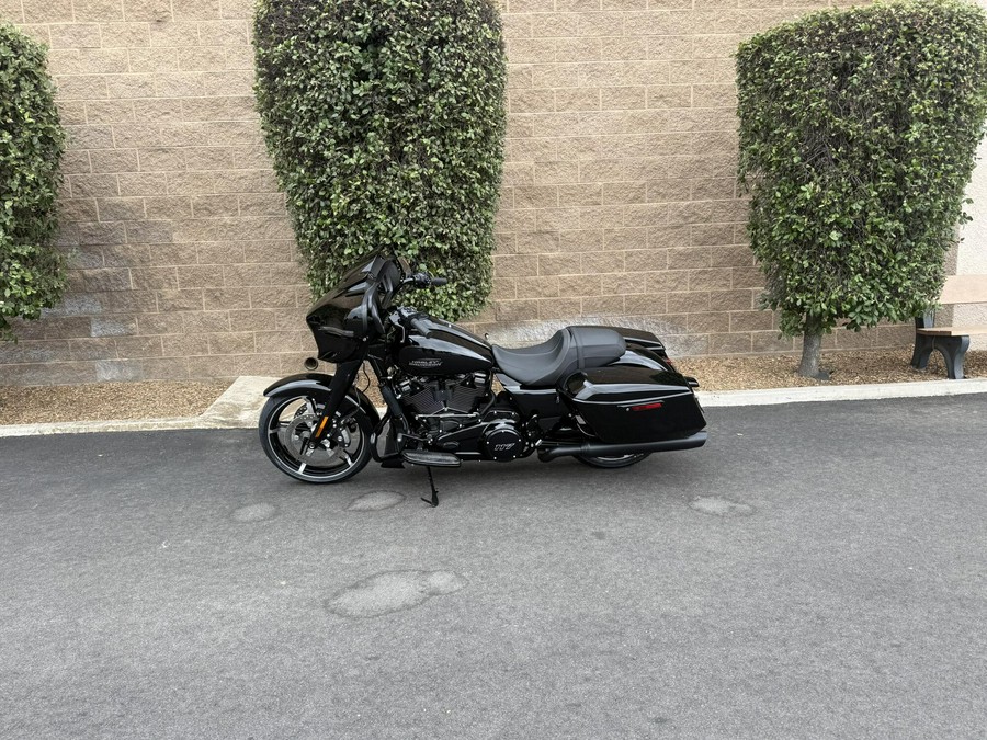 FLHX 2026 Street Glide®