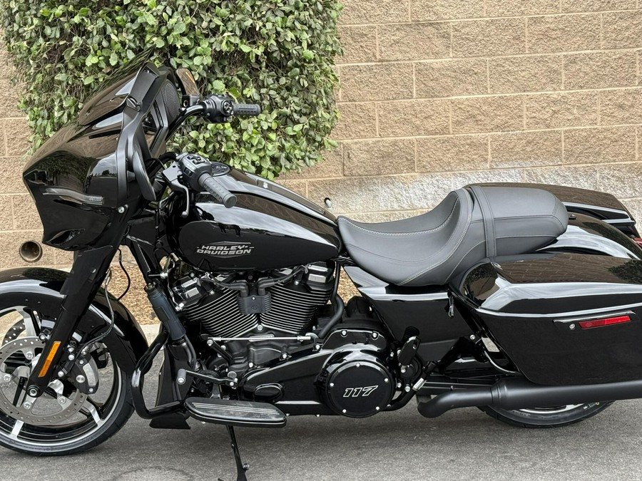FLHX 2026 Street Glide®