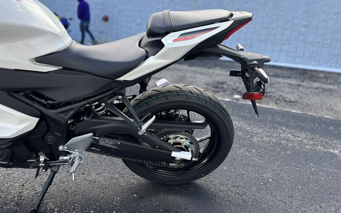 2026 Yamaha YZF R3 ABS 70TH ANNIVERSARY EDITION