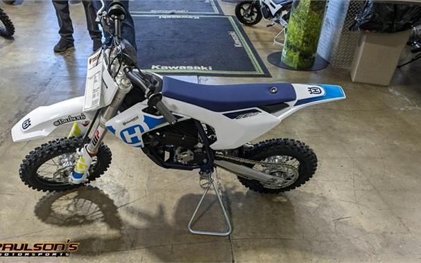 2024 Husqvarna EE 5