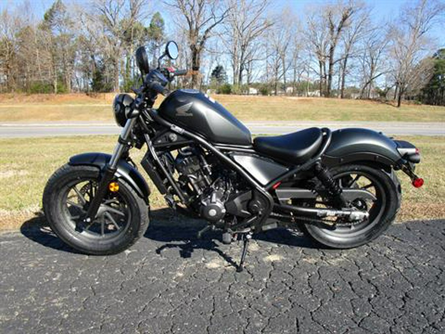 2026 Honda Rebel 300 E-Clutch