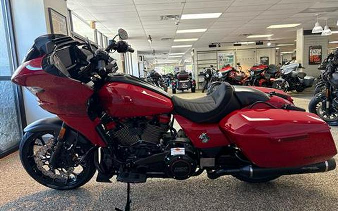 2025 Harley-Davidson CVO™ Road Glide® ST