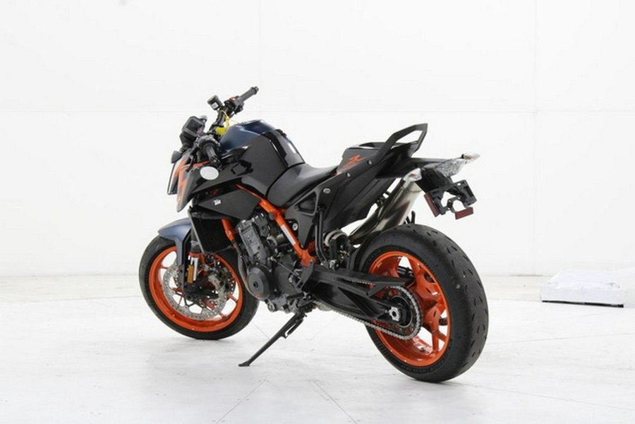 2023 KTM Duke 890 R