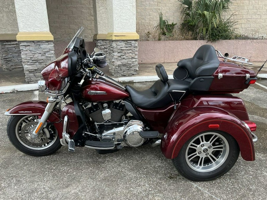 2016 Harley-Davidson FLHTCUTG - Tri Glide Ultra FLHTCUTG