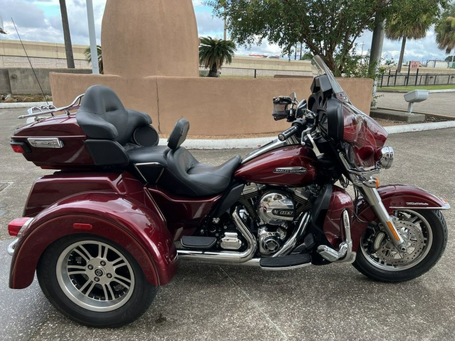 2016 Harley-Davidson FLHTCUTG - Tri Glide Ultra FLHTCUTG