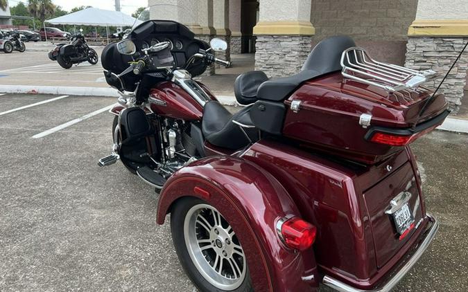 2016 Harley-Davidson FLHTCUTG - Tri Glide Ultra FLHTCUTG