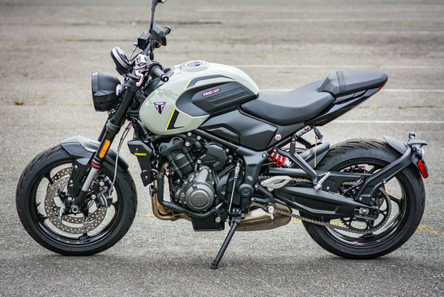 2026 Triumph Trident 660 Stone Grey