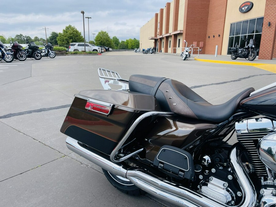 2013 Harley-Davidson Road King® 105th Anniversary Special Edition #1563/1750 FLHR ANV