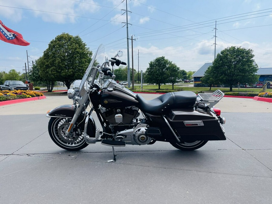 2013 Harley-Davidson Road King® 105th Anniversary Special Edition #1563/1750 FLHR ANV