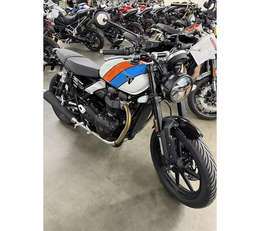 2025 Triumph Speed Twin 900 Pure White/Maui Blue/Tangerine Orange
