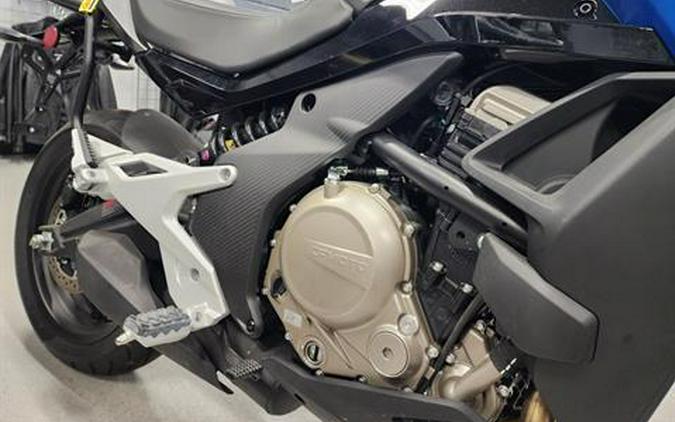 2022 CFMOTO 650 Adventura