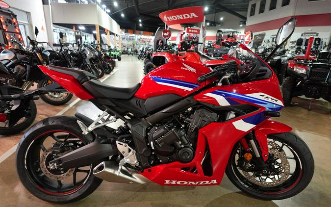 2026 Honda CBR650R E-Clutch