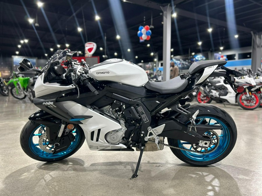 2025 CFMOTO 675SS