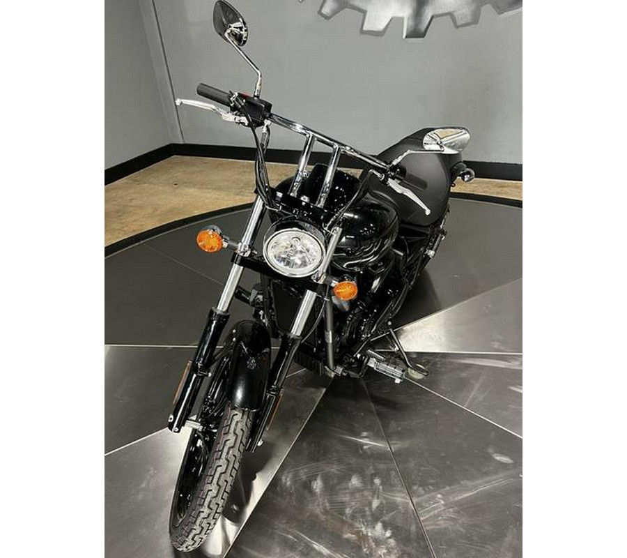2026 Kawasaki Vulcan® 900 Custom