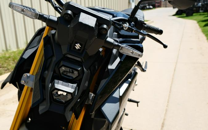 2025 SUZUKI GSX-S1000