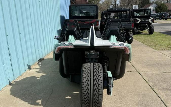 2026 Polaris Slingshot R Manual
