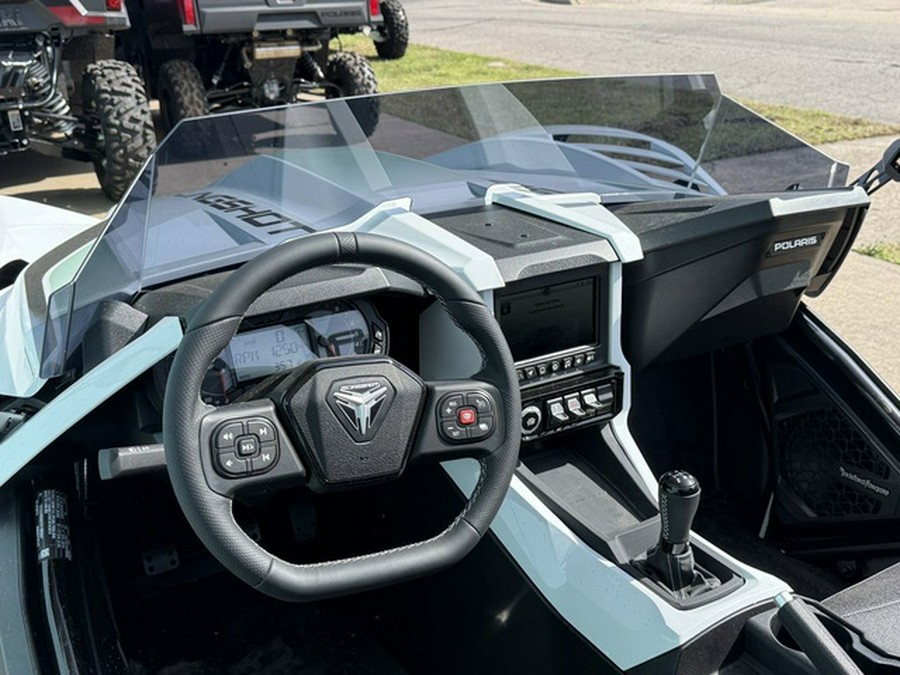 2026 Polaris Slingshot R Manual