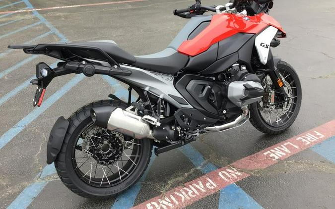 2026 BMW R 1300 GS Racing Red