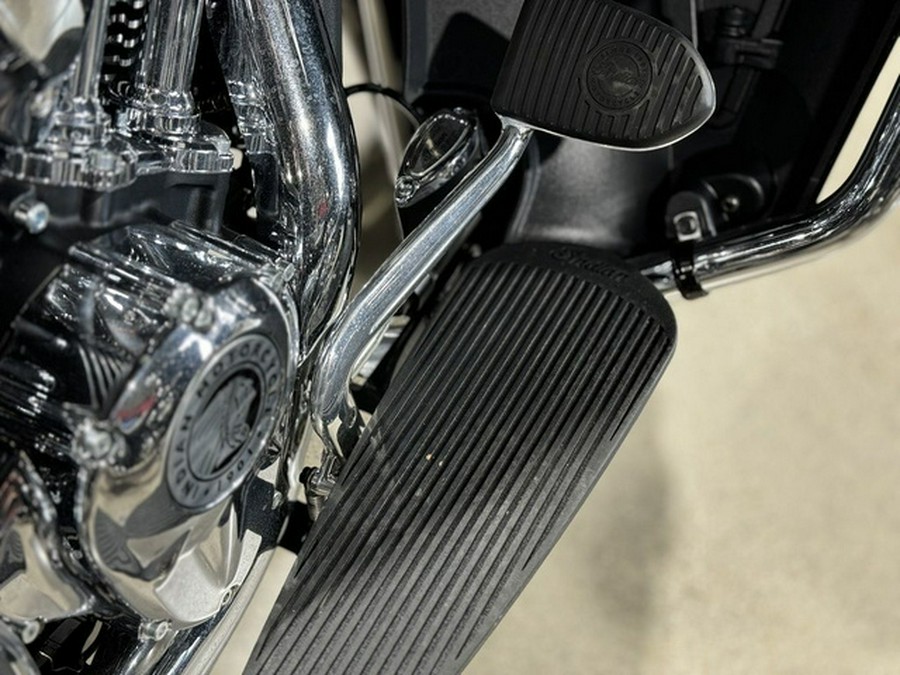 2024 Indian Roadmaster Black Metallic