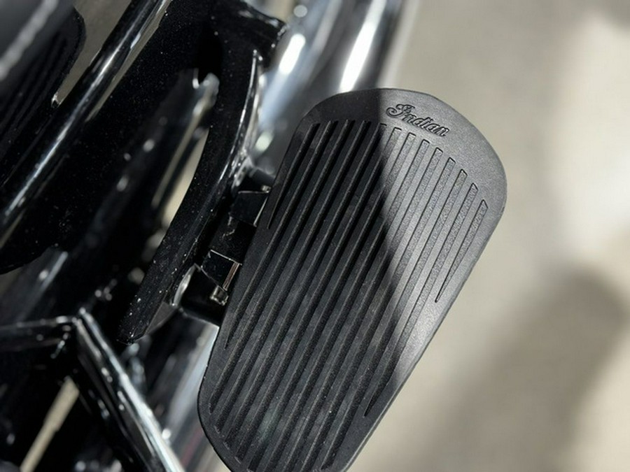 2024 Indian Roadmaster Black Metallic
