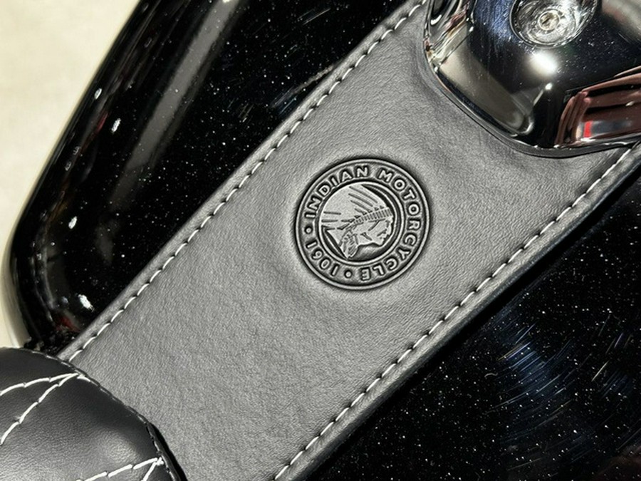 2024 Indian Roadmaster Black Metallic