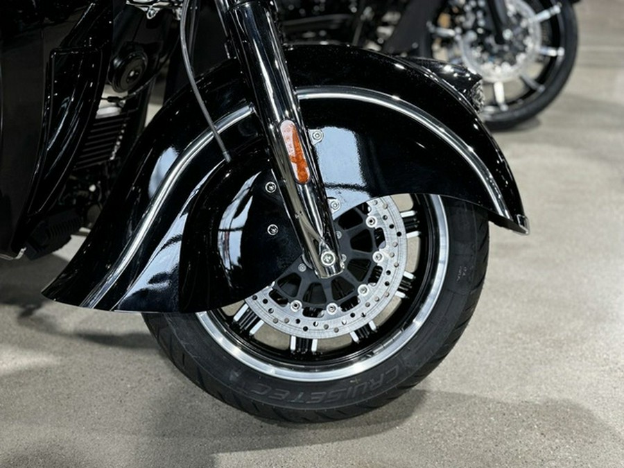 2024 Indian Roadmaster Black Metallic