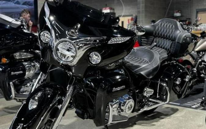 2024 Indian Roadmaster Black Metallic