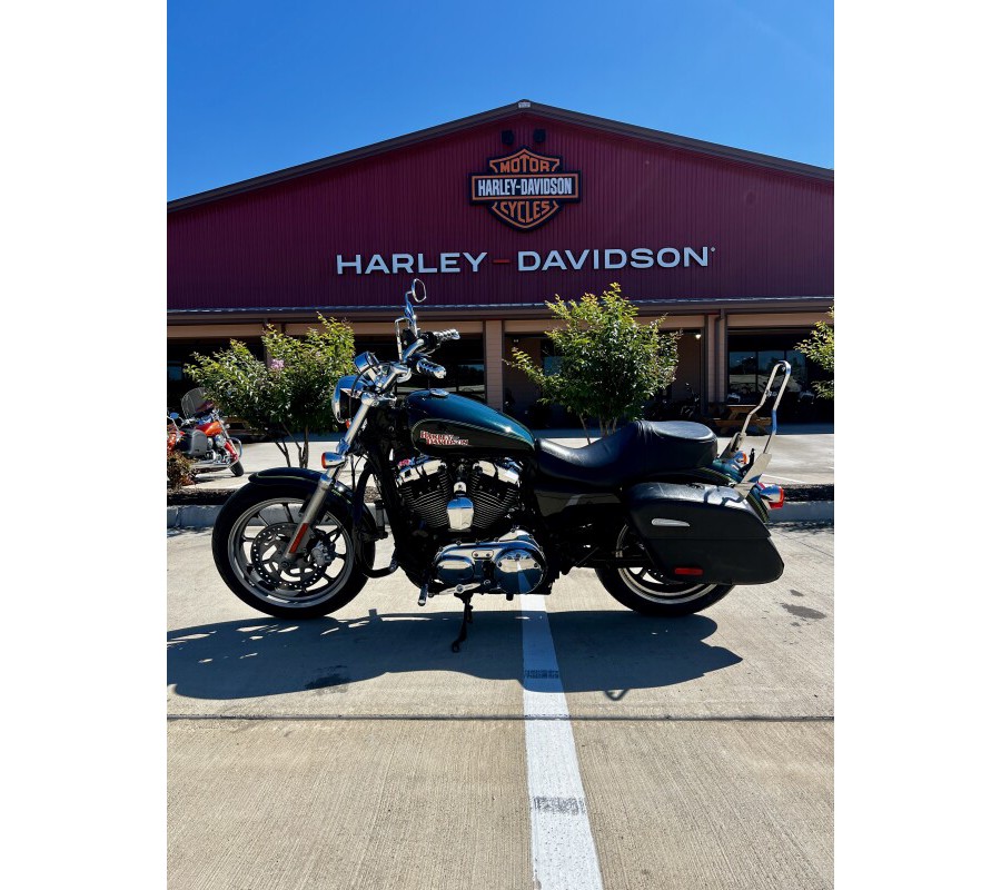 2015 Harley-Davidson SuperLow 1200T Two-Tone Deep Jade Pearl/Vivid Black